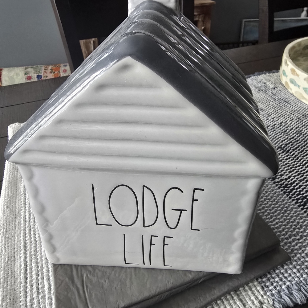 NWT Gray and White Lodge Life Ceramic Container